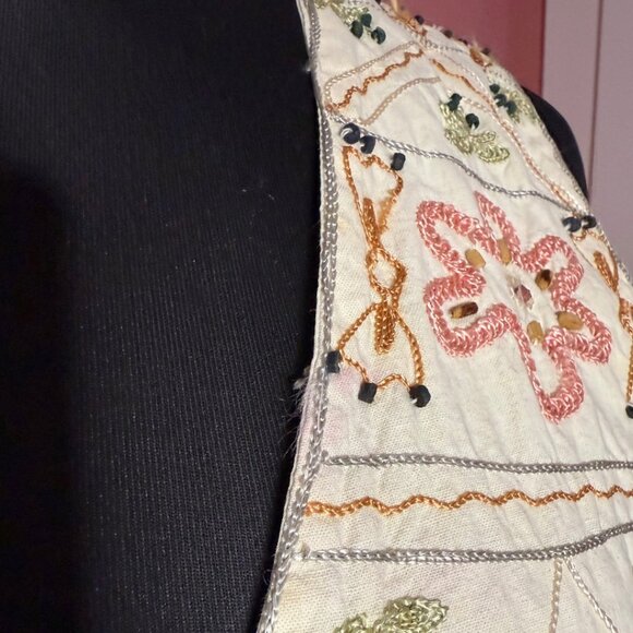 Vintage Sorrel Embroidered Beaded Boho Floral Vest Size 4/6 P - Picture 6 of 6